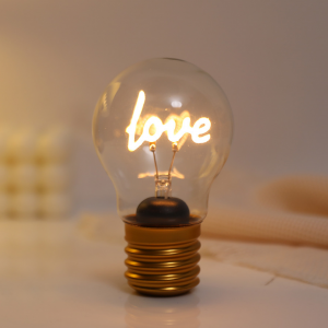 Ampoule LED Rechargeable – Love