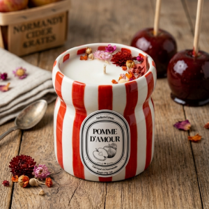 Bougie Pot Rayé Rouge – Pomme d&rsquo;amour